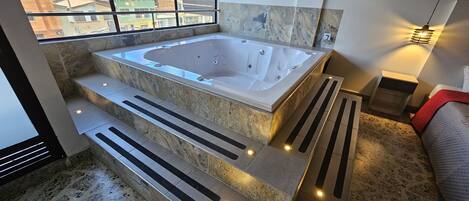 Luxury Suite, Hot Tub | Private spa tub