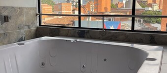 HOTEL OFIX