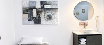 Hotel Ofix - Laureles