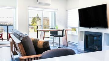 TV connectée, cheminée