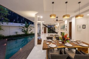 Dining - Promo Rate 3BR Private Seminyak Walk Beach Villa (Kuta Utara)
