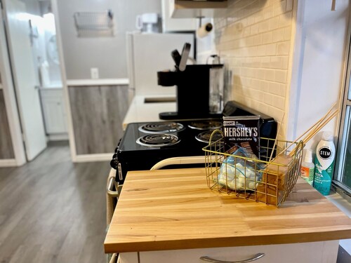 Cozy 2 Bedroom 12 Minutes from Clearwater Beach!