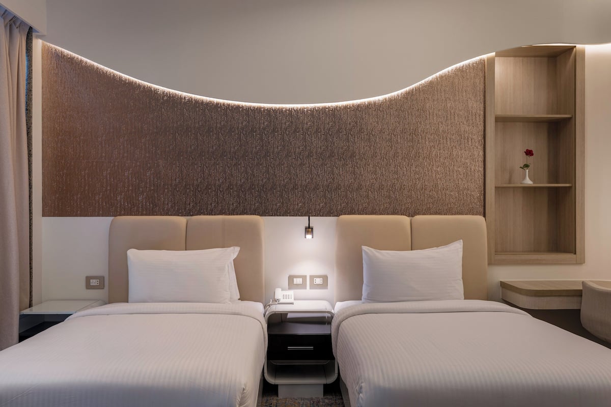 1 habitación, minibar, wifi gratis y ropa de cama