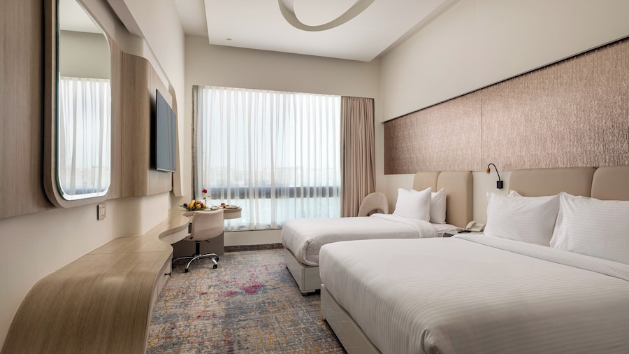 Crowne Plaza Alexandria Mirage by IHG