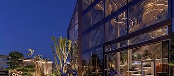 Crowne Plaza Alexandria Mirage by IHG