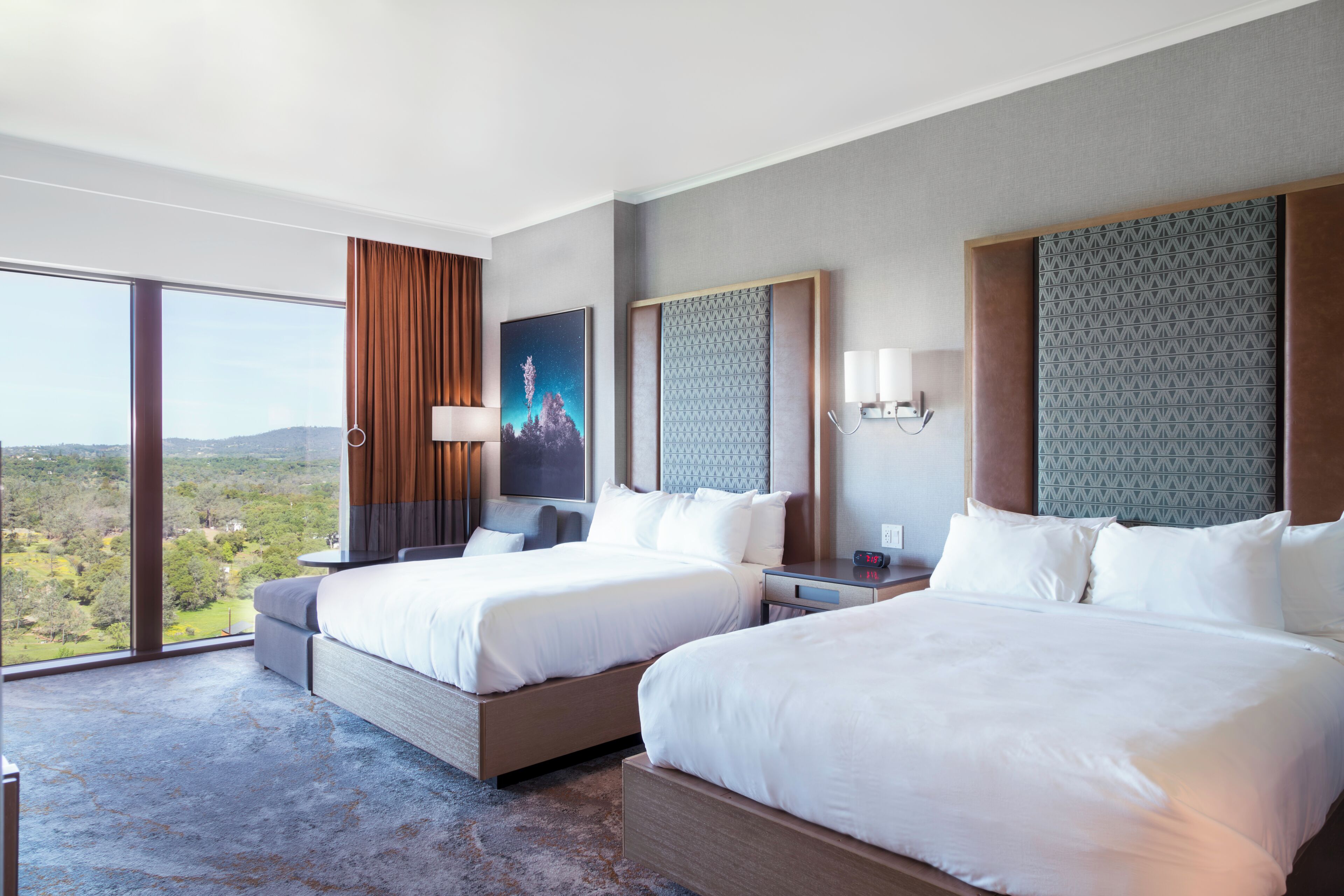 Deluxe Double Room, 2 Queen Beds | Premium bedding, minibar, in-room safe, desk