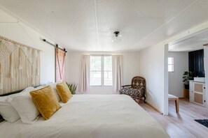 3 bedrooms, WiFi, bed sheets - Cozy basecamp minutes from waterfalls, hiking and climbing (Sequatchie)