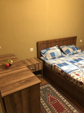 Comfort Double Room | Free WiFi - Hotel Nikea Paradiso (Kutaisi)