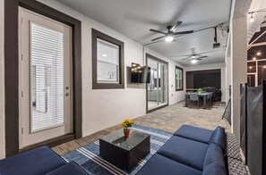 Interior - Ohana - 7BD 5BA - Gated Resort Amenities - Games Room - No Rear Neighbors (Davenport)