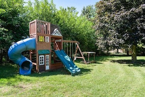 Children's area - Pool, Playground, Family Fun! (Hudsonville)