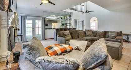 4 Mi to Bourbon St: Spacious Retreat w/ Wet Bar!