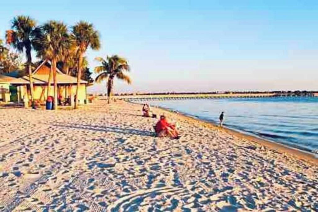 Sun loungers, beach towels