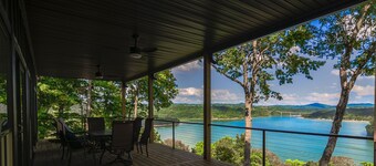 WANT AN AMAZING VIEW OF THE LAKE??  This modern home offers than just space!