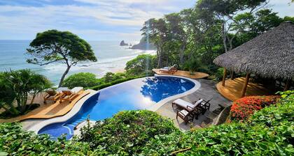 BEACHFRONT INFINITY POOL – DIRECT PRIVATE BEACH ACCESS – FOREST A TROPIC GARDENS