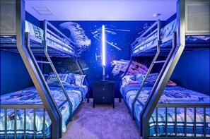 8 Schlafzimmer, Bügeleisen/Bügelbrett, kostenloses WLAN, Bettwäsche