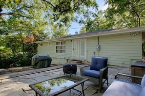 Terrace/patio - The Manhattan Charm! (Manhattan)