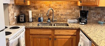 Tortuga Oceanside Villa with Beautiful Beach and Sunset Views in Emerald Isle