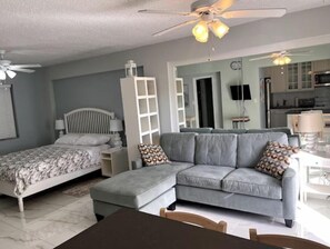 1 bedroom, iron/ironing board, travel cot, free WiFi