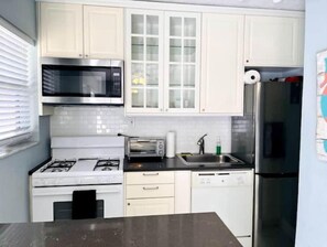 Microwave, oven, stovetop, dishwasher