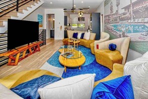 Living area - Mid Mod in OT! Hotel Valley Ho Passes! Garage! (Scottsdale)