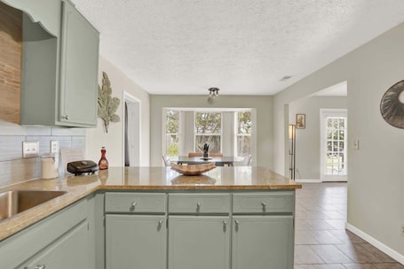 Intérieur. Relaxing Getaway – 3BR Home Near Panama City Beach
