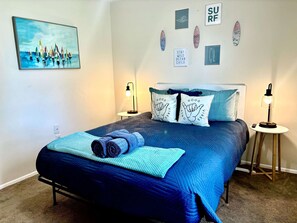 4 bedrooms, desk, iron/ironing board, WiFi