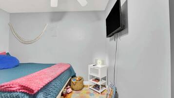 5 dormitorios, escritorio, tabla de planchar con plancha y wifi