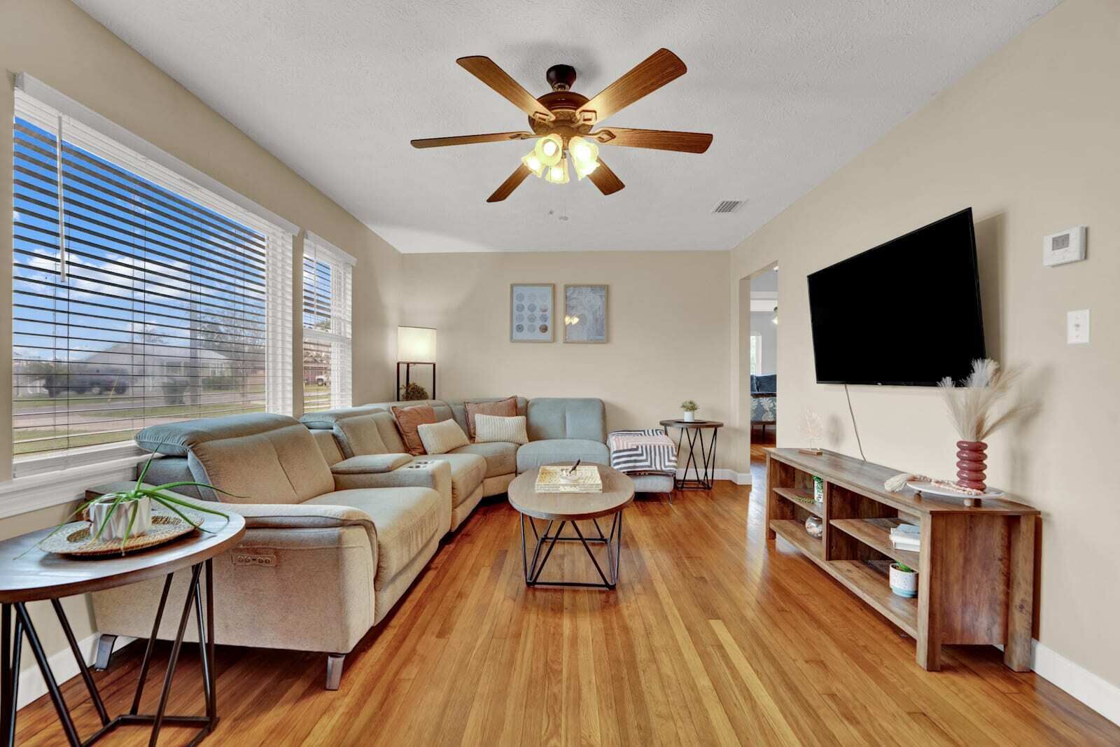 Fernseher, Arbeitsbereiche