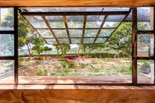 Hilltop home breathtaking view