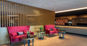 Lobby sitting area - PLAZA INN Wiener Neustadt, BW Signature Collection (Wiener Neustadt)