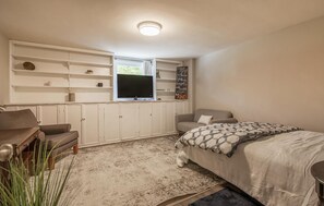 Room - two  bedroom apartment  - for  2  to  4 guest   (Washington)