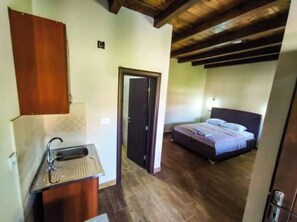 1 Schlafzimmer, WLAN, Bettwäsche