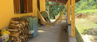 Cozy house in Fragaria, MG overlooking the Itatiaia National Park. 