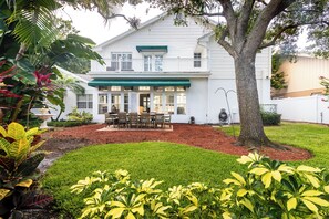 Exterior - Sunny Palms (Tampa)