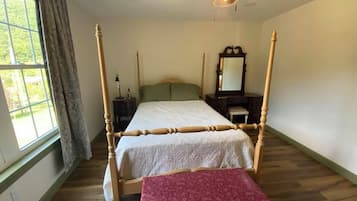1 chambre, bureau, accès au Wi-Fi (inclus), literie fournie
