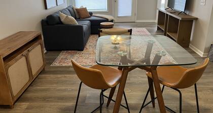 All Things Auburn, Walkable to Campus and University Related Activities!