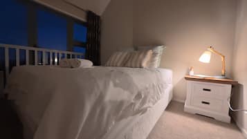 2 Schlafzimmer, Schreibtisch, kostenloses WLAN, Bettwäsche