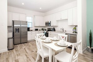 Private kitchen - Up to Scale With Margaritas (Kissimmee)