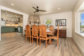 Dining - G&B Haus | 4/2.5 | Grill, Fire-Pit, Full Kitchen (Fredericksburg)