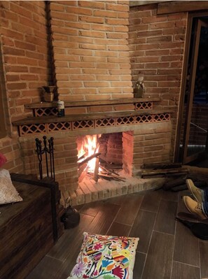 Interior - La Majestuosa, Cabin tucked in Zacatlan's mountain with quick access to the city (Tlatempa)