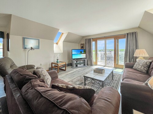 High View at Short Sands - Beautiful condo at Short Sands Beach