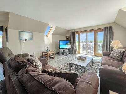 High View at Short Sands - Beautiful condo at Short Sands Beach