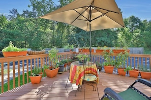 Outdoor dining - The New Paltz Moondance Ridge (New Paltz)