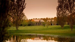 Exterior - Honeysuckle Barn & Garden (Kyneton)