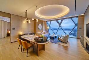 Svit Deluxe - 1 kingsize-säng | Vardagsrum | LCD-tv och leksaker