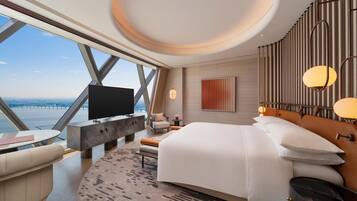 Exclusive Suite, 1 Katil Raja (King) (Ambassador) | Peralatan tempat tidur premium, gebar bulu kapas, tilam berlapik