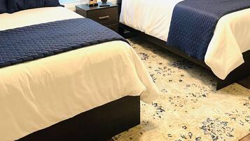 4 bedrooms, desk, iron/ironing board, travel crib