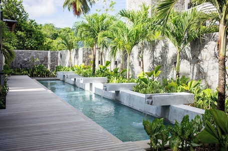 Minibar, in-room safe, individually furnished, laptop workspace