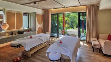 Sauna, steam room, body treatments, aromatherapy, body wraps