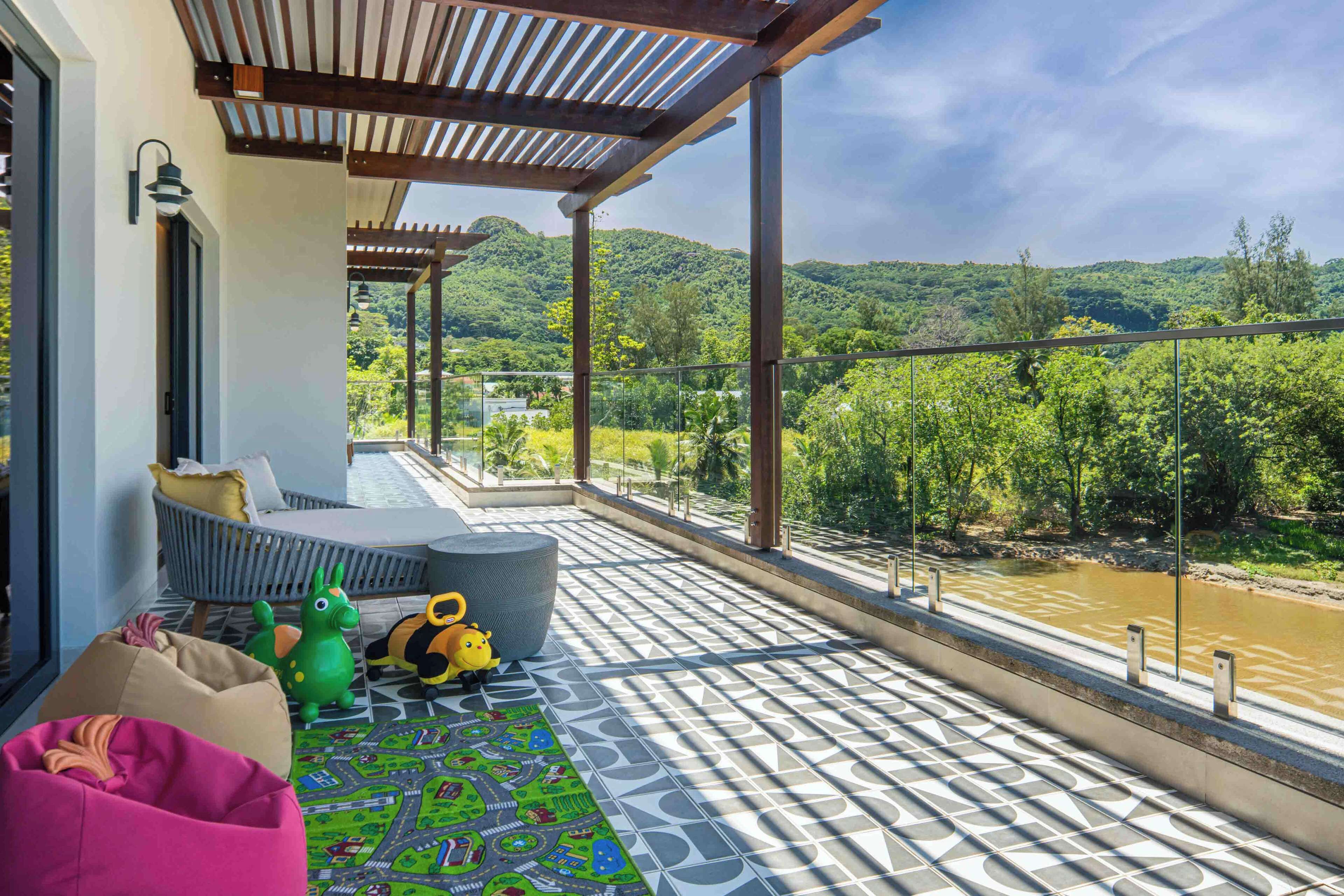 Apartamento, várias camas, sacada (Nature View) | Sacada